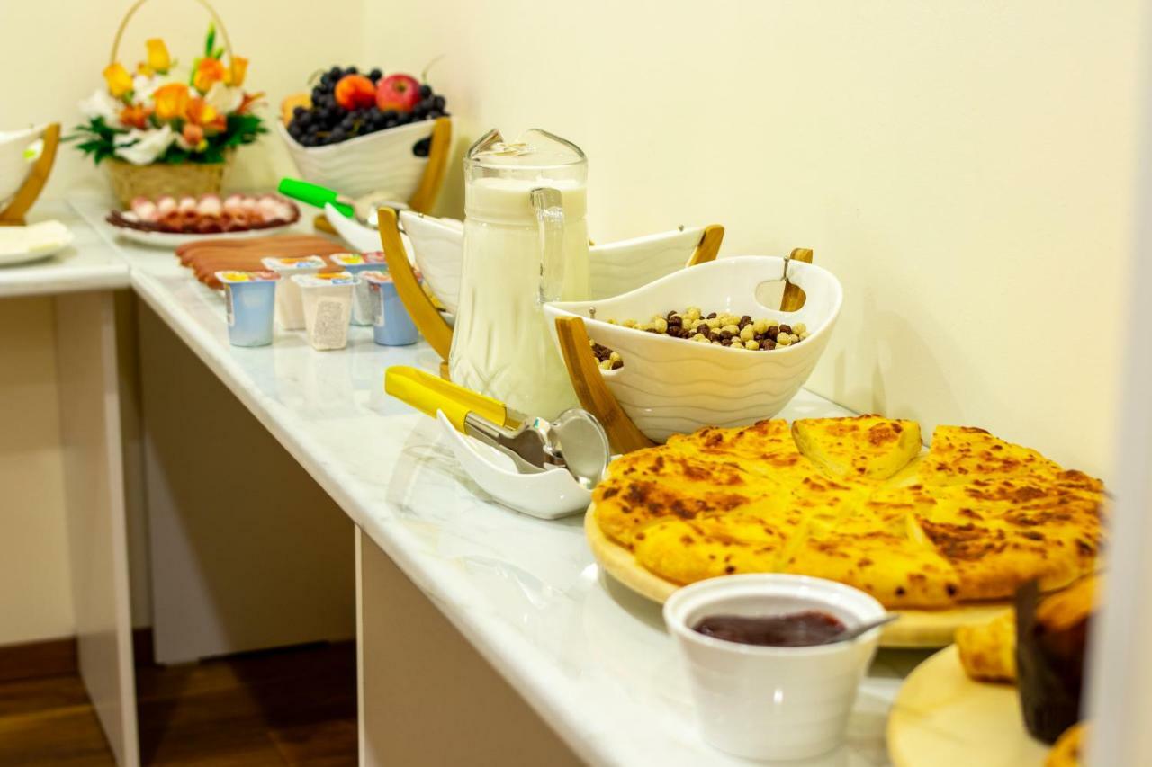 Irmisa Hotel Тбилиси Экстерьер фото