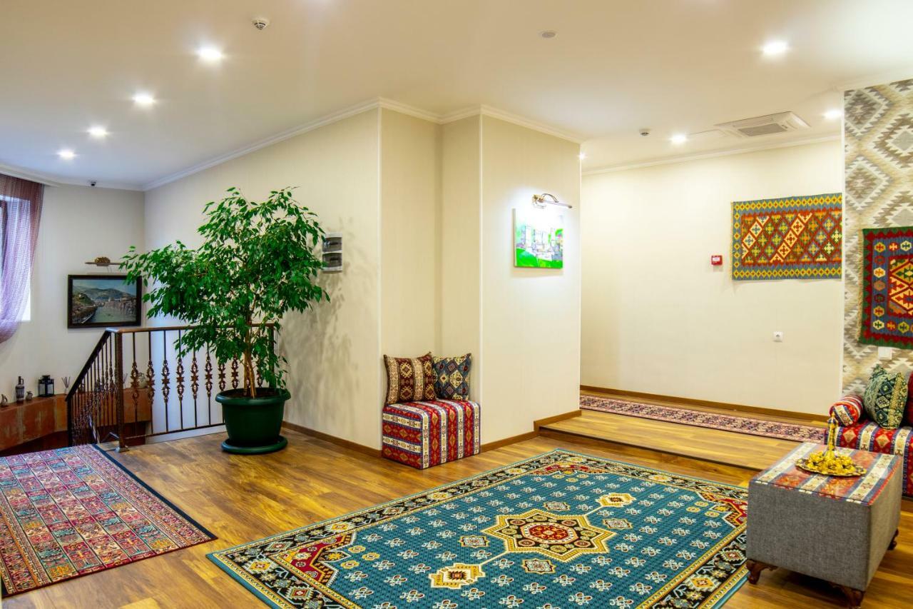 Irmisa Hotel Тбилиси Экстерьер фото